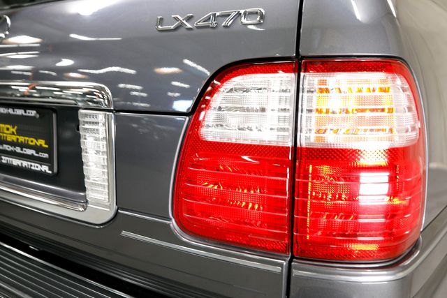 2003 Lexus LX 470 | Burbank, California | MDK International 2003 Lexus LX 470 | Burbank, California | MDK International