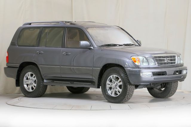 2003 Lexus LX 470 | Burbank, California | MDK International 2003 Lexus LX 470 | Burbank, California | MDK International