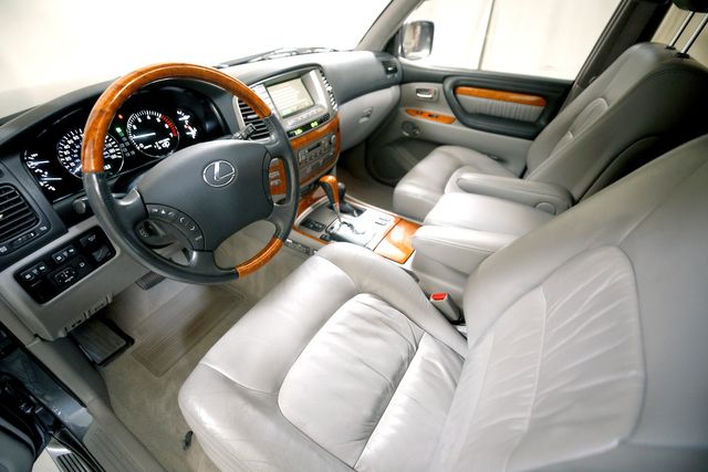 2003 Lexus LX 470 | Burbank, California | MDK International 2003 Lexus LX 470 | Burbank, California | MDK International