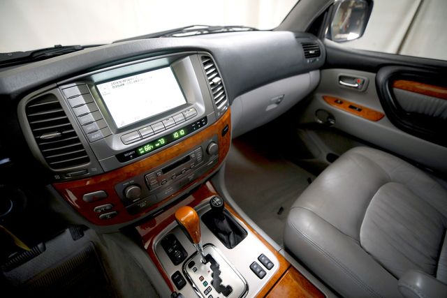 2003 Lexus LX 470 | Burbank, California | MDK International 2003 Lexus LX 470 | Burbank, California | MDK International