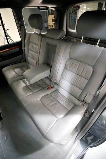 2003 Lexus LX 470  | Burbank, California | MDK International