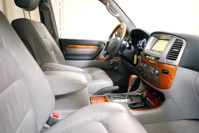 2003 Lexus LX 470 | Burbank, California | MDK International 2003 Lexus LX 470 | Burbank, California | MDK International