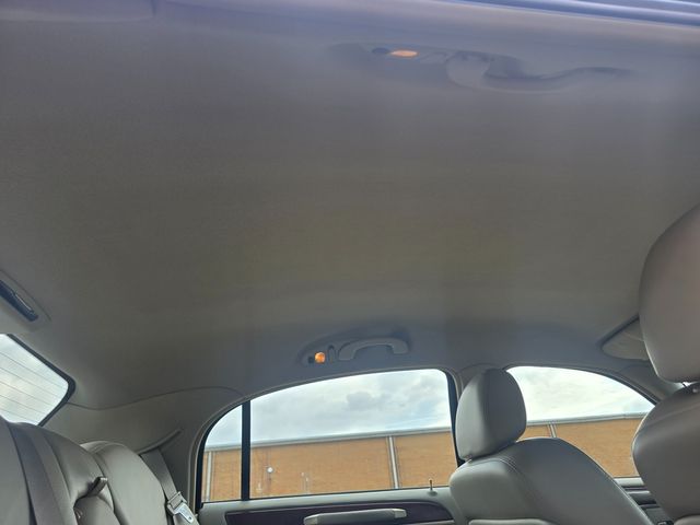 2003 Lincoln Town Car Signature 2003 Lincoln Town Car Signature