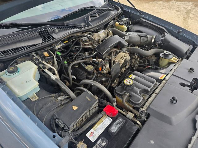 2003 Lincoln Town Car Signature