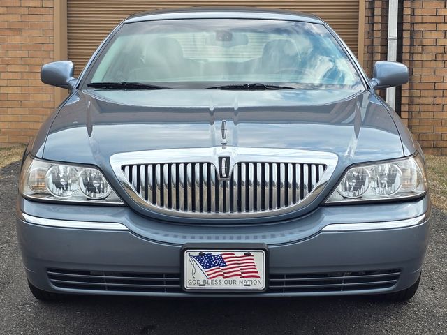 2003 Lincoln Town Car Signature 2003 Lincoln Town Car Signature