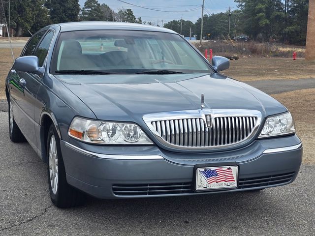 2003 Lincoln Town Car Signature 2003 Lincoln Town Car Signature