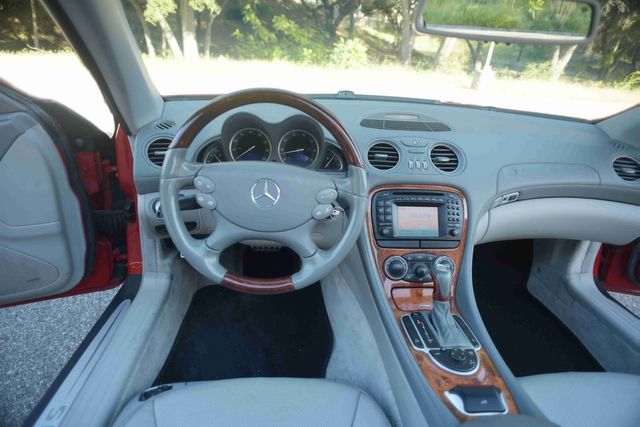 2003 Mercedes-Benz SL500