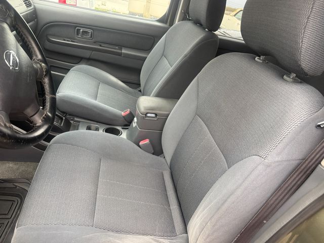 2003 Nissan Frontier XE-V6