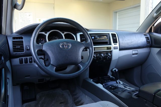 2003 Toyota 4Runner SR5 * CLEAN CARFAX * V6 * Keyless Entry * 282k Mil