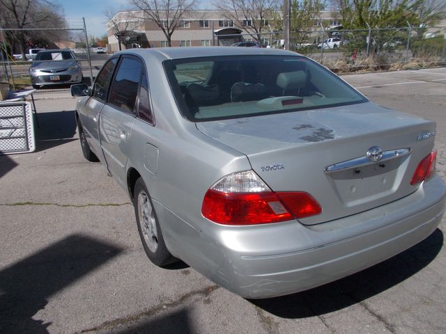 2003 Toyota Avalon XLS