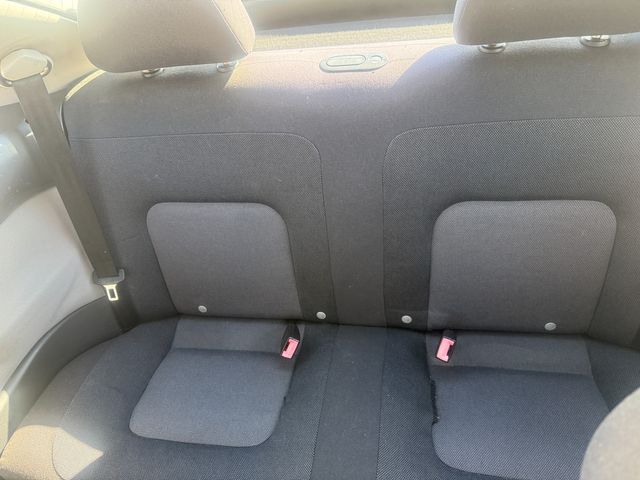 2003 Volkswagen New Beetle GL