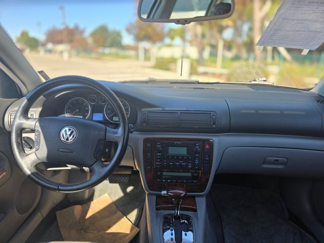 2003 Volkswagen Passat GLX 2003 Volkswagen Passat GLX