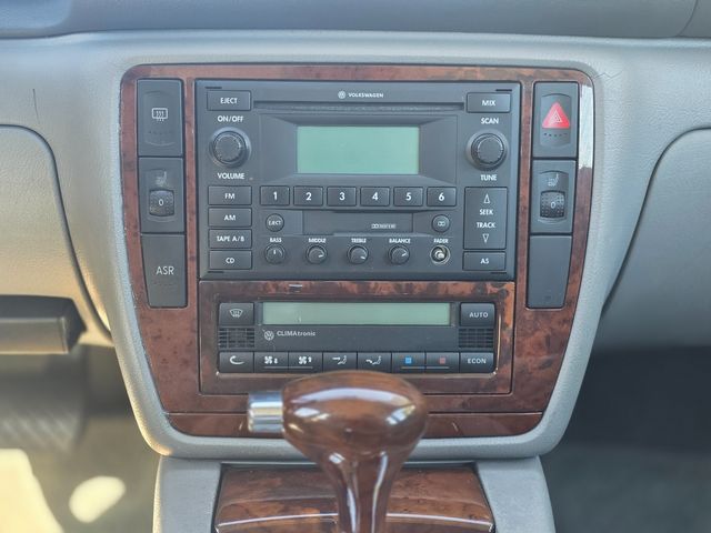 2003 Volkswagen Passat GLX