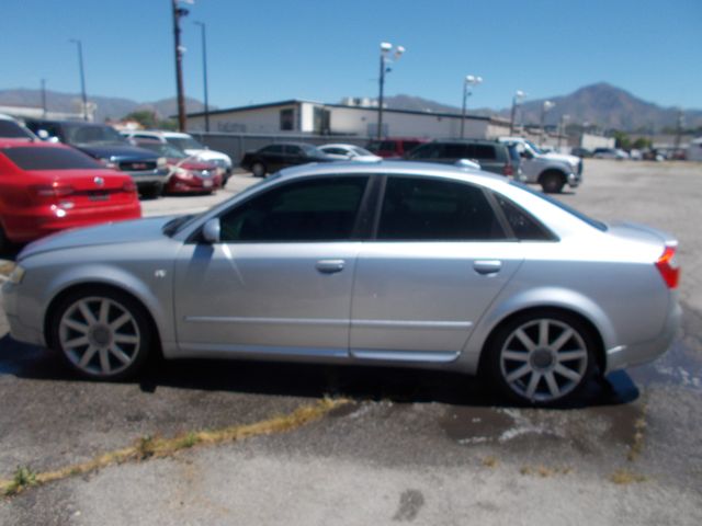 2004 Audi A4 1.8T quattro