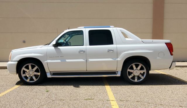 2004 Cadillac Escalade EXT Sport Utility Truck | Lubbock, TX | Chaparral Motors - Lubbock 2004 Cadillac Escalade EXT Sport Utility Truck | Lubbock, TX | Chaparral Motors - Lubbock