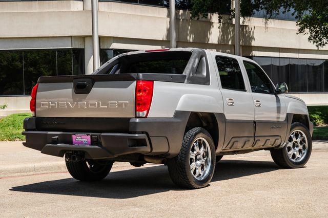 2004 Chevrolet Avalanche 1500 | Addison, TX | Apex Auto Sports 2004 Chevrolet Avalanche 1500 | Addison, TX | Apex Auto Sports