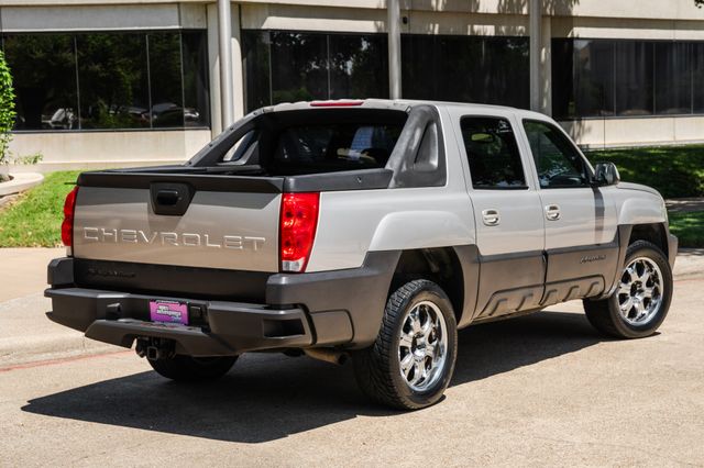 2004 Chevrolet Avalanche 1500 | Addison, TX | Apex Auto Sports 2004 Chevrolet Avalanche 1500 | Addison, TX | Apex Auto Sports