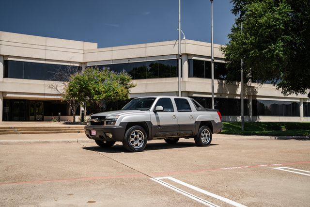 2004 Chevrolet Avalanche 1500 | Addison, TX | Apex Auto Sports 2004 Chevrolet Avalanche 1500 | Addison, TX | Apex Auto Sports