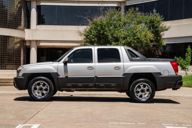 2004 Chevrolet Avalanche 1500 | Addison, TX | Apex Auto Sports 2004 Chevrolet Avalanche 1500 | Addison, TX | Apex Auto Sports