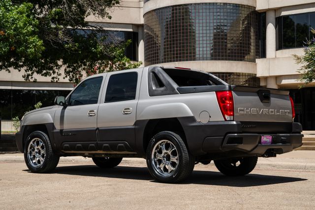 2004 Chevrolet Avalanche 1500 | Addison, TX | Apex Auto Sports 2004 Chevrolet Avalanche 1500 | Addison, TX | Apex Auto Sports