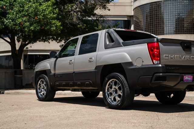 2004 Chevrolet Avalanche 1500 | Addison, TX | Apex Auto Sports 2004 Chevrolet Avalanche 1500 | Addison, TX | Apex Auto Sports