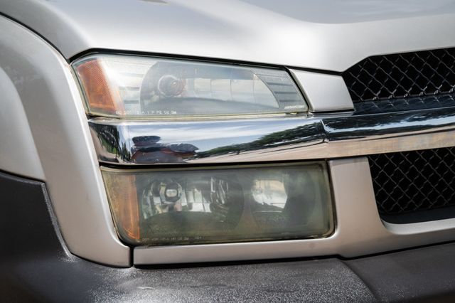 2004 Chevrolet Avalanche 1500 | Addison, TX | Apex Auto Sports 2004 Chevrolet Avalanche 1500 | Addison, TX | Apex Auto Sports