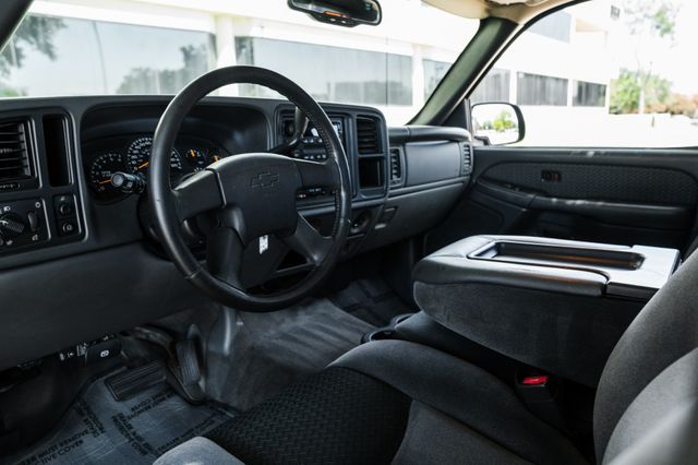 2004 Chevrolet Avalanche 1500 | Addison, TX | Apex Auto Sports 2004 Chevrolet Avalanche 1500 | Addison, TX | Apex Auto Sports