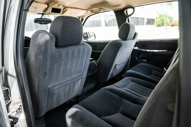 2004 Chevrolet Avalanche 1500 | Addison, TX | Apex Auto Sports 2004 Chevrolet Avalanche 1500 | Addison, TX | Apex Auto Sports