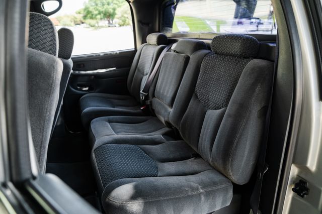 2004 Chevrolet Avalanche 1500 | Addison, TX | Apex Auto Sports 2004 Chevrolet Avalanche 1500 | Addison, TX | Apex Auto Sports