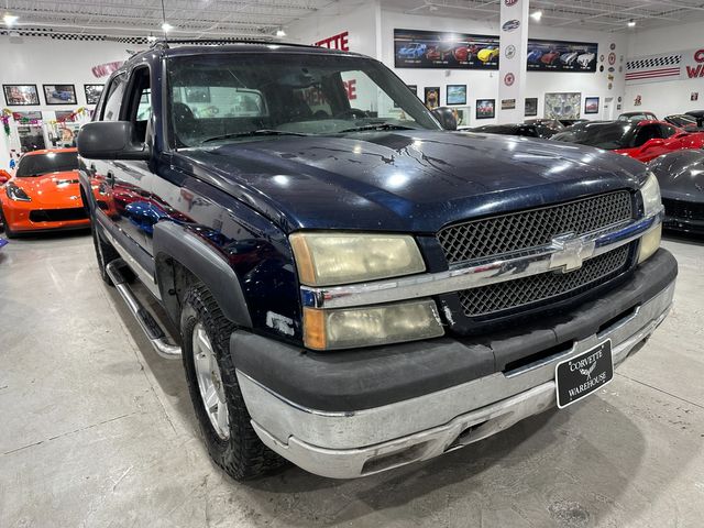2004 Chevrolet Avalanche 1500 | Dallas, Texas | Corvette Warehouse 2004 Chevrolet Avalanche 1500 | Dallas, Texas | Corvette Warehouse