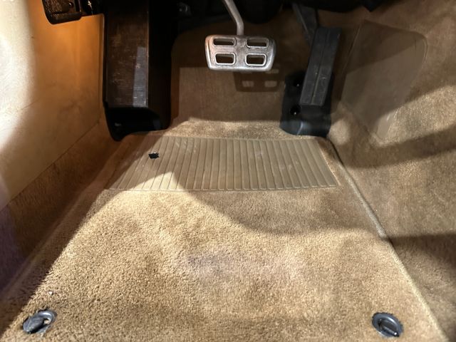 2004 Chevrolet Corvette Coupe 1SB, HUD, Auto, Sports, Z06 Chromes, 53k | Dallas, Texas | Corvette Warehouse 2004 Chevrolet Corvette Coupe 1SB, HUD, Auto, Sports, Z06 Chromes, 53k | Dallas, Texas | Corvette Warehouse