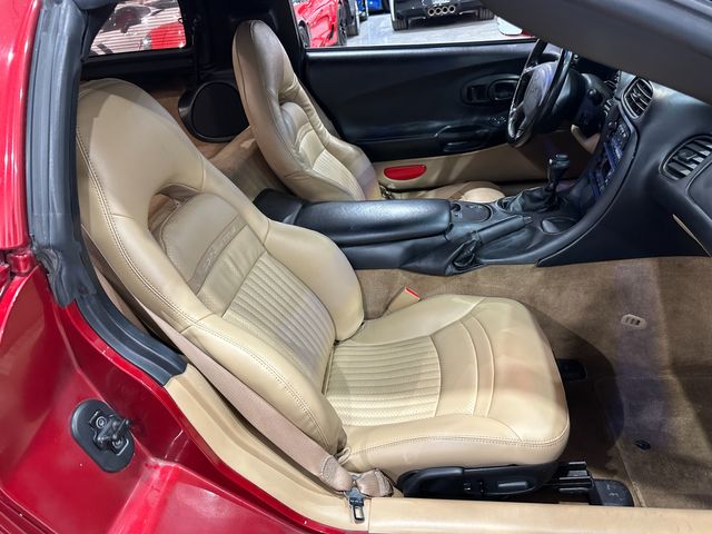 2004 Chevrolet Corvette Coupe 1SB, HUD, Auto, Sports, Z06 Chromes, 53k!