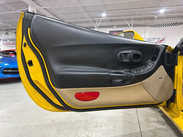 2004 Chevrolet Corvette Coupe 1SB, Z51, G92, HUD, Flowmaster, Z06 Black's | Dallas, Texas | Corvette Warehouse 