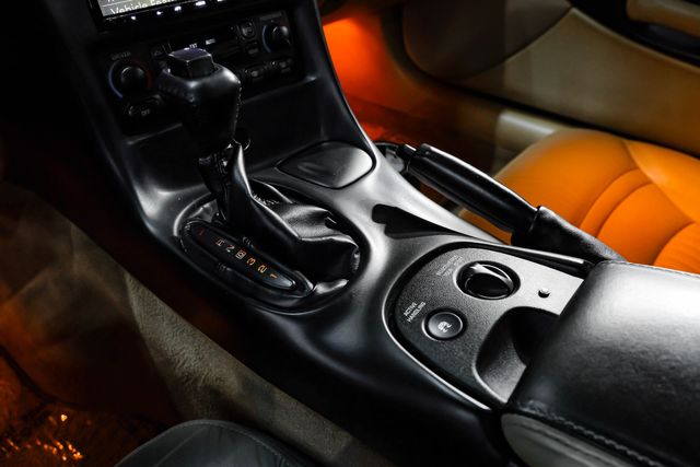 2004 Chevrolet Corvette Convertible MAGNETIC RIDE Preferred Pkg 3 OWNER TX | Dallas, TX | East Dallas Diesel 2004 Chevrolet Corvette Convertible MAGNETIC RIDE Preferred Pkg 3 OWNER TX | Dallas, TX | East Dallas Diesel