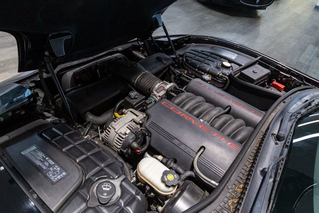 2004 Chevrolet Corvette convertible manual Preferred Equipment Group 1