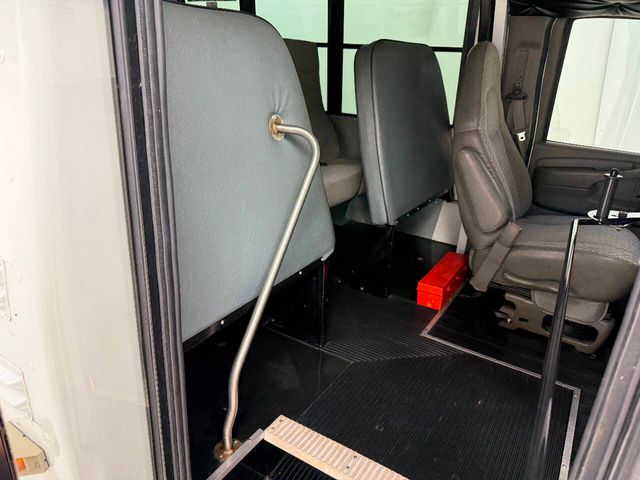 2004 Chevrolet Express 3500 | Houston, TX | Houston Auto Credit 2004 Chevrolet Express 3500 | Houston, TX | Houston Auto Credit