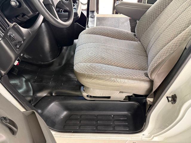 2004 Chevrolet Express 3500 | Houston, TX | Houston Auto Credit 2004 Chevrolet Express 3500 | Houston, TX | Houston Auto Credit