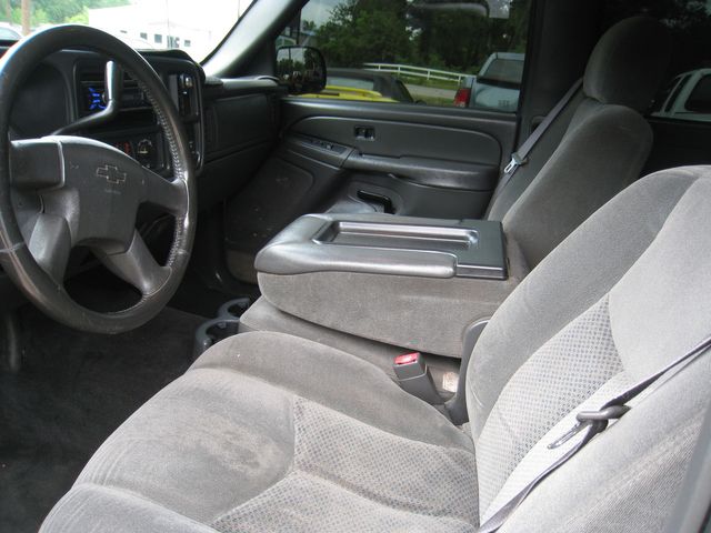 2004 Chevrolet Silverado 1500 LT | Conroe, TX | GNC Motors 2004 Chevrolet Silverado 1500 LT | Conroe, TX | GNC Motors