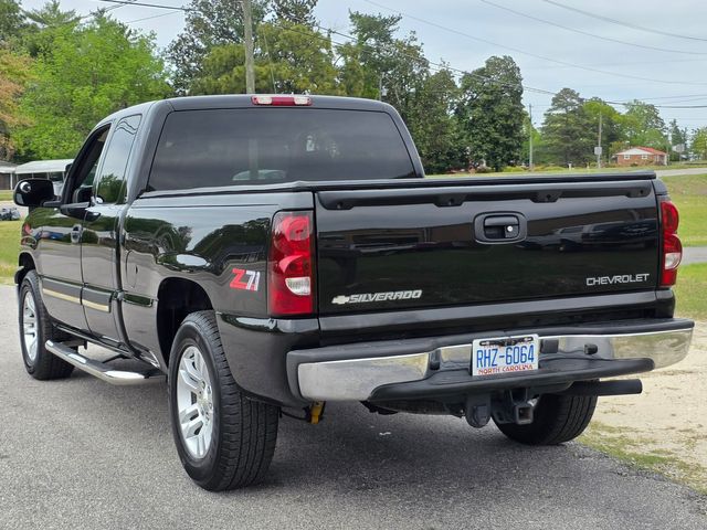 2004 Chevrolet Silverado 1500 LS Z71 2004 Chevrolet Silverado 1500 LS Z71