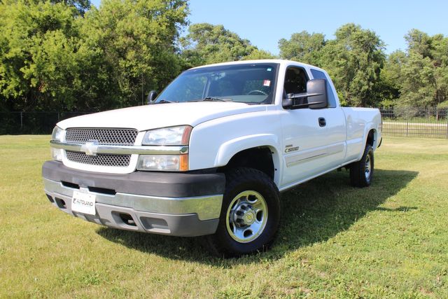 2004 Chevrolet Silverado 2500HD Diesel 4x4 Long Bed LS | Roscoe, IL | Autoland Outlets 2004 Chevrolet Silverado 2500HD Diesel 4x4 Long Bed LS | Roscoe, IL | Autoland Outlets