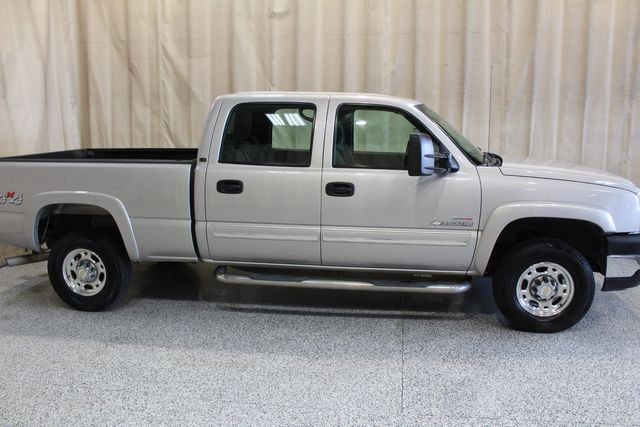 2004 Chevrolet Silverado 2500HD LS | Roscoe, IL | Autoland Outlets 2004 Chevrolet Silverado 2500HD LS | Roscoe, IL | Autoland Outlets