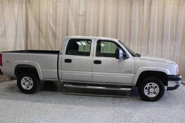 2004 Chevrolet Silverado 2500HD LS | Roscoe, IL | Autoland Outlets 2004 Chevrolet Silverado 2500HD LS | Roscoe, IL | Autoland Outlets