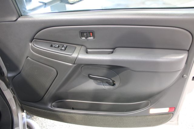 2004 Chevrolet Silverado 2500HD LS | Roscoe, IL | Autoland Outlets 2004 Chevrolet Silverado 2500HD LS | Roscoe, IL | Autoland Outlets