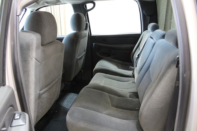 2004 Chevrolet Silverado 2500HD LS | Roscoe, IL | Autoland Outlets 2004 Chevrolet Silverado 2500HD LS | Roscoe, IL | Autoland Outlets