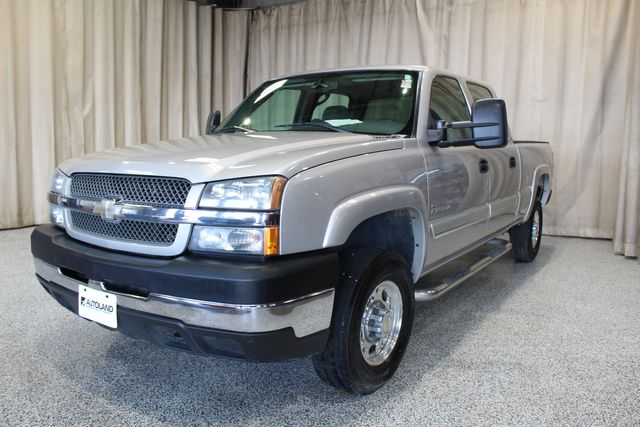 2004 Chevrolet Silverado 2500HD LS | Roscoe, IL | Autoland Outlets 2004 Chevrolet Silverado 2500HD LS | Roscoe, IL | Autoland Outlets