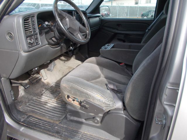 2004 Chevrolet Silverado 2500HD Work Truck