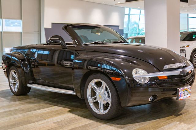 2004 Chevrolet SSR Convertible LS