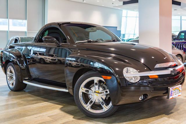 2004 Chevrolet SSR Convertible LS