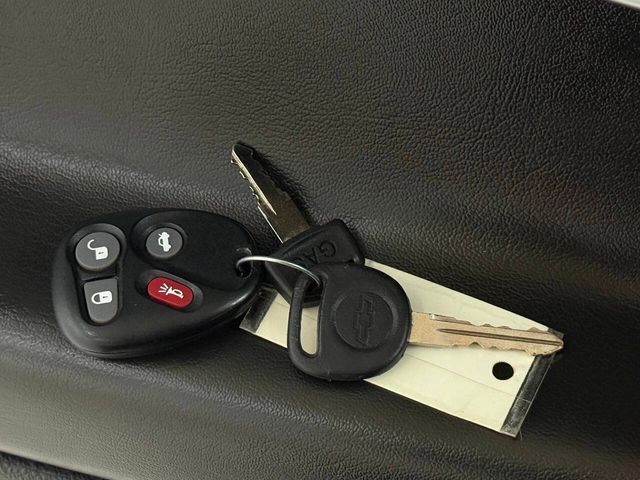 2004 Chevrolet SSR LS | Houston, TX | Houston Auto Credit 2004 Chevrolet SSR LS | Houston, TX | Houston Auto Credit