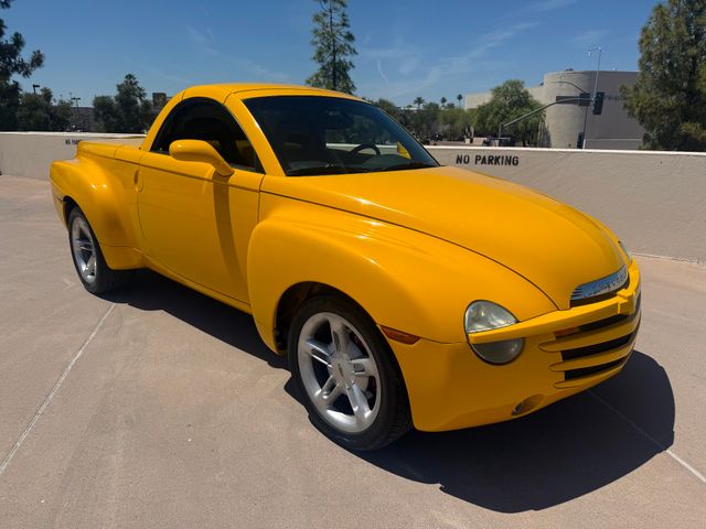 2004 Chevrolet SSR LS